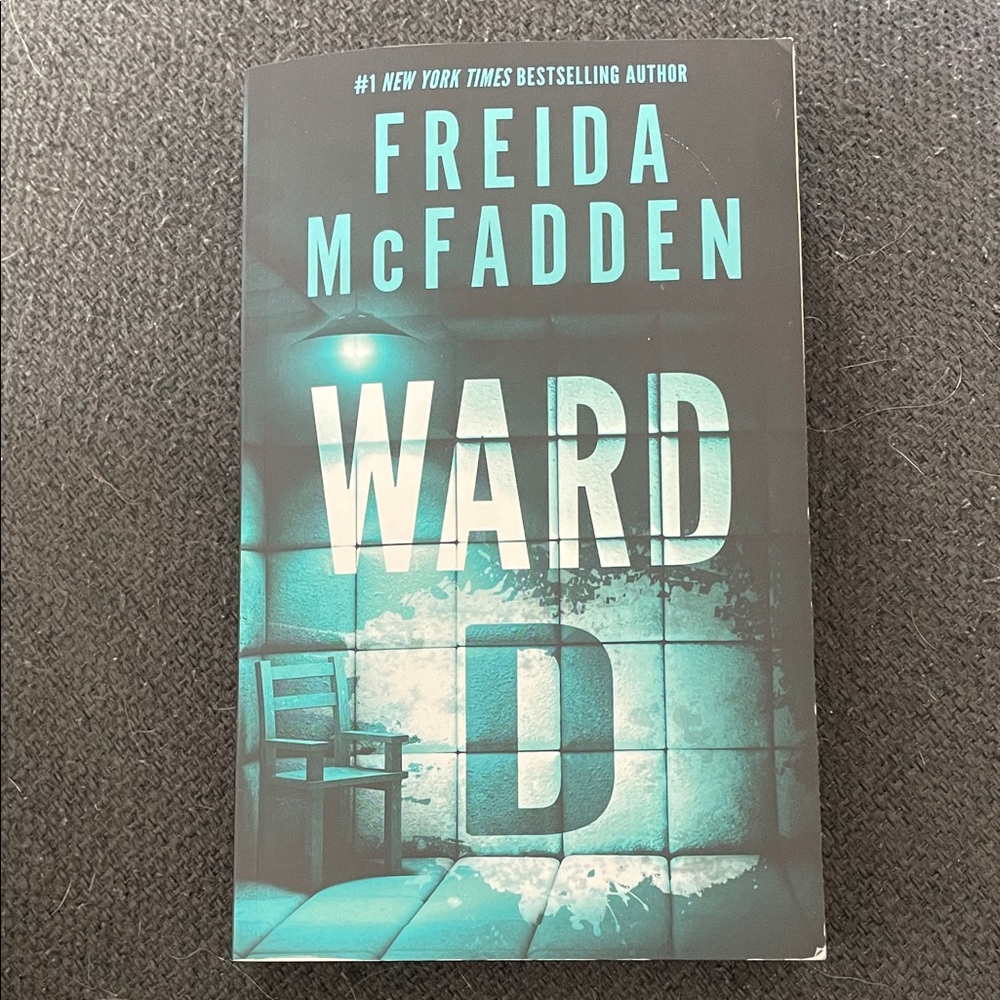 🔥 2/$29 - Ward D by Freida McFadden Book